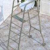 Cadeira Guardião Aço Inox com Rodas e Suporte / Incisor